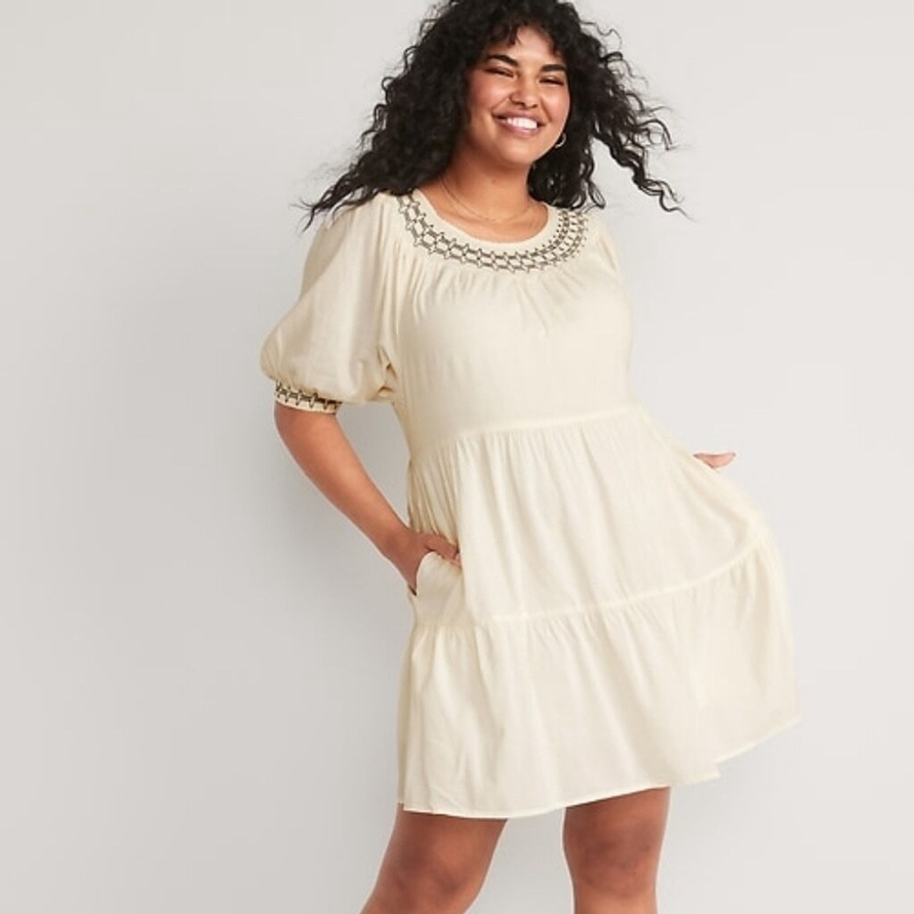Old Navy Puff Sleeve Embroidered Smocked Swing Mini Dress M NWT
